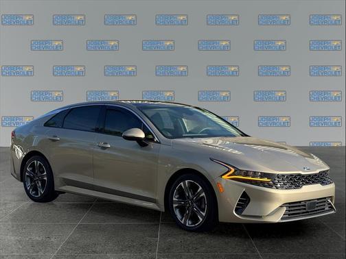 2021 Kia K5 EX