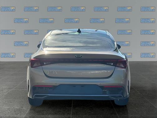 2021 Kia K5 EX