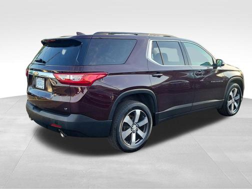 Black Currant Metallic 2019 Chevrolet Traverse LT Leather