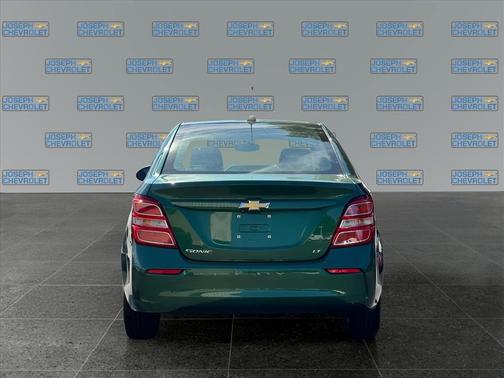 2018 Chevrolet Sonic LT