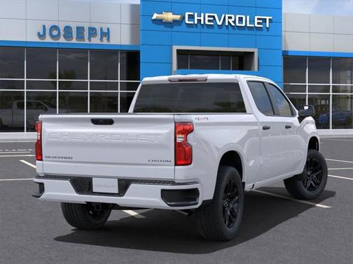 2025 Chevrolet Silverado 1500 Custom