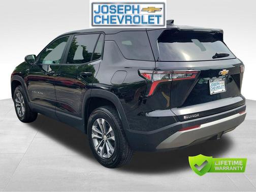 Mosaic Black Metallic 2025 Chevrolet Equinox 1LT