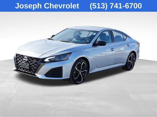 2024 Nissan Altima SR FWD