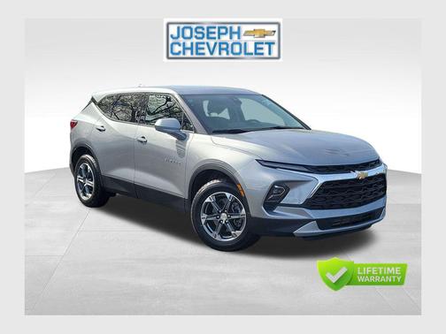 Sterling Gray Metallic 2025 Chevrolet Blazer 2LT