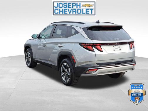 Shimmering Silver 2025 Hyundai TUCSON SEL