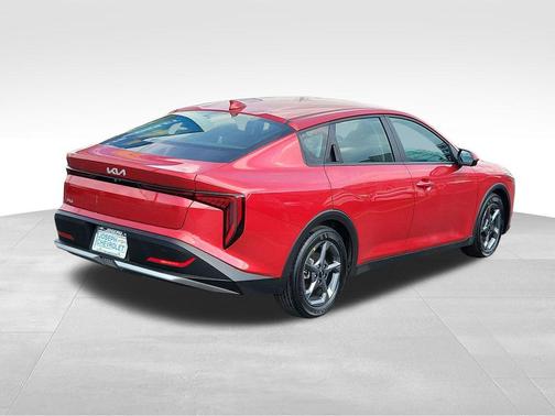 Currant Red 2025 Kia K4 LXS