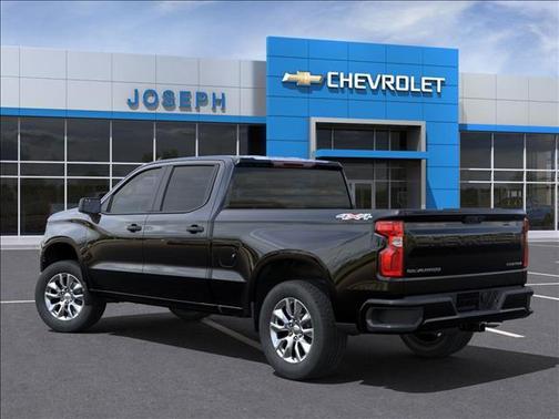 2025 Chevrolet Silverado 1500 Custom
