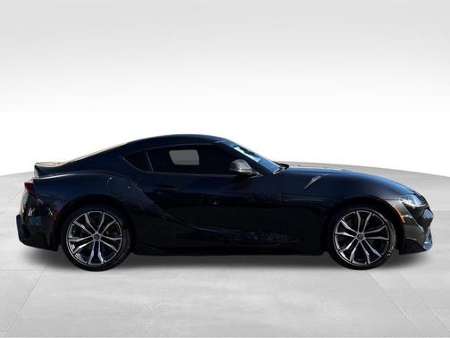 2022 Toyota GR Supra 2.0