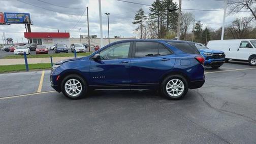 2022 Chevrolet Equinox LS