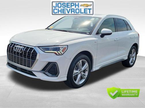 Ibis White 2021 Audi Q3 45 S line Premium Plus