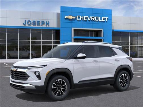 Summit White 2026 Chevrolet Trailblazer LT