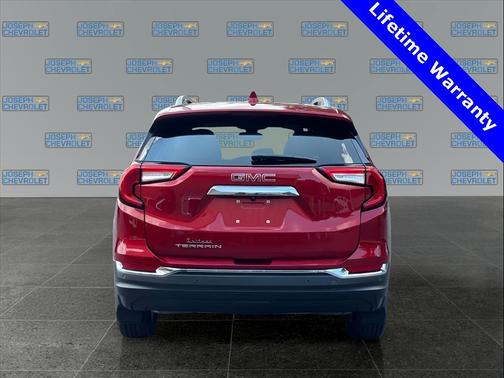 2022 GMC Terrain SLT