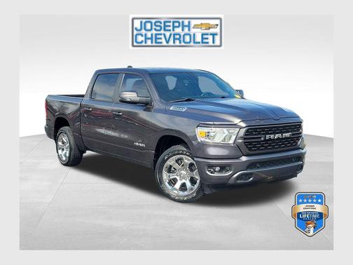 Granite Crystal Metallic Clearcoat 2023 RAM 1500 Big Horn/Lone Star