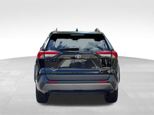 2023 Toyota RAV4 Adventure