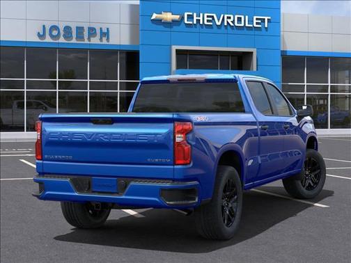 2025 Chevrolet Silverado 1500 Custom