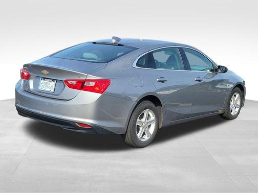 Sterling Gray Metallic 2024 Chevrolet Malibu FWD 1LT