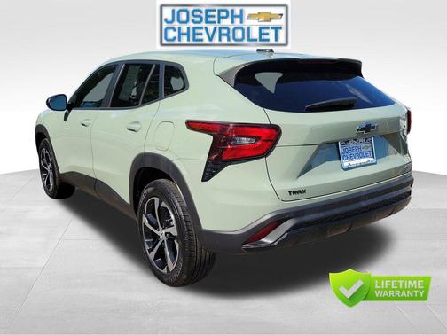 Cacti Green 2024 Chevrolet Trax FWD 1RS