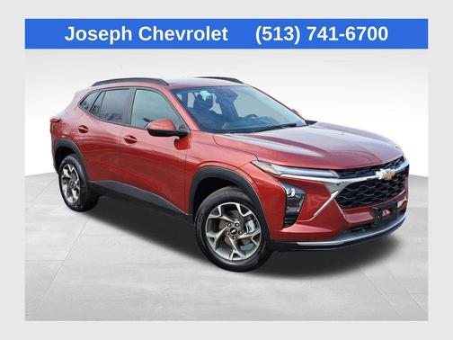 2025 Chevrolet Trax LT