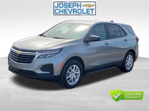 Sterling Gray Metallic 2023 Chevrolet Equinox LS