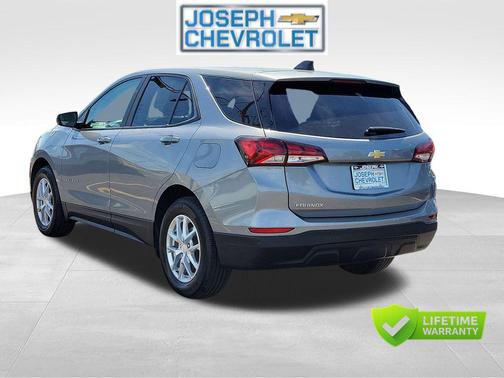 Sterling Gray Metallic 2023 Chevrolet Equinox LS