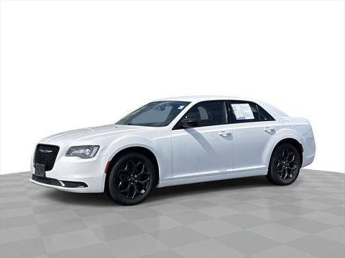 2019 Chrysler 300 Touring