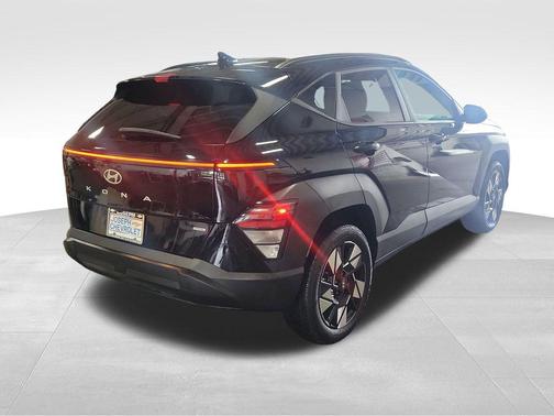 Abyss Black Pearl 2024 Hyundai KONA SEL