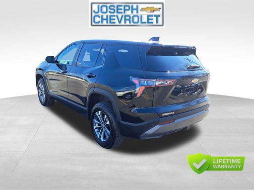 Mosaic Black Metallic 2025 Chevrolet Equinox 1LT