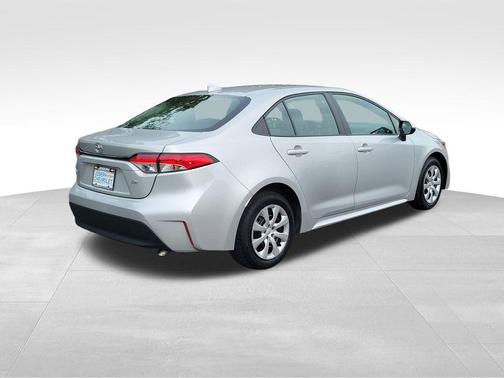 Classic Silver Metallic 2024 Toyota Corolla LE