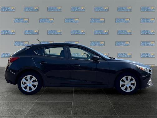 2016 Mazda Mazda3 i Sport