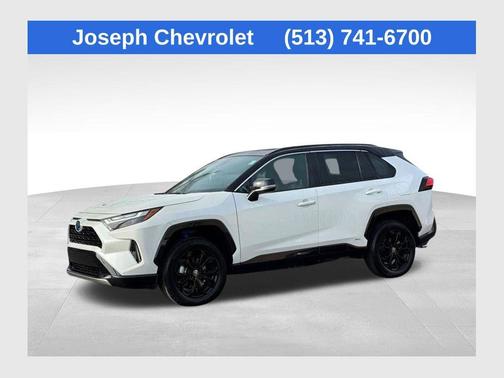 2024 Toyota RAV4 Hybrid SE