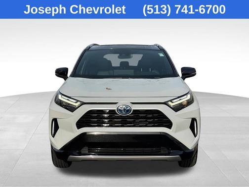 2024 Toyota RAV4 Hybrid SE