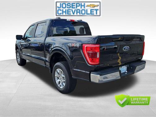 AGATE BLACK METALLIC 2023 Ford F-150 XLT