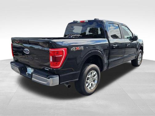AGATE BLACK METALLIC 2023 Ford F-150 XLT