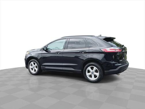 2020 Ford Edge SE