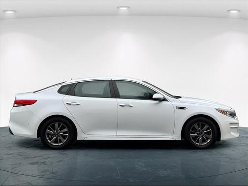 2016 Kia Optima LX Turbo