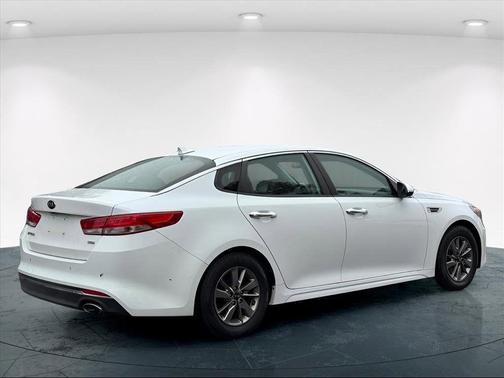 2016 Kia Optima LX Turbo
