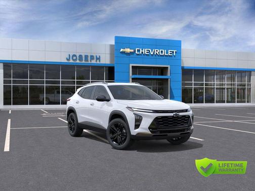 Summit White 2026 Chevrolet Trax FWD ACTIV