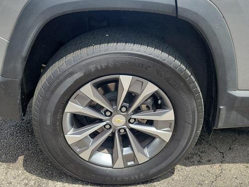 Sterling Gray Metallic 2025 Chevrolet Equinox 1LT