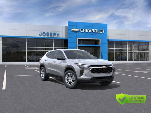 Sterling Gray Metallic 2026 Chevrolet Trax LS