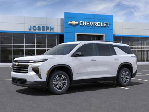 2025 Chevrolet Traverse LT