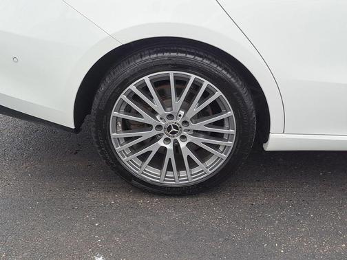 2025 Mercedes-Benz CLA 250 4MATIC