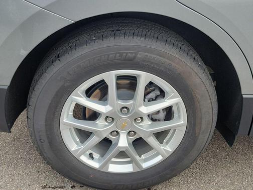 Sterling Gray Metallic 2024 Chevrolet Equinox LS