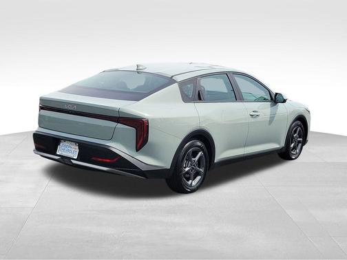 Morning Haze 2025 Kia K4 LXS