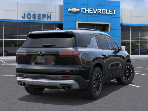 Mosaic Black Metallic 2026 Chevrolet Traverse AWD Z71