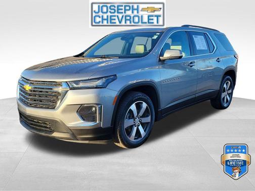 2023 Chevrolet Traverse LT Leather