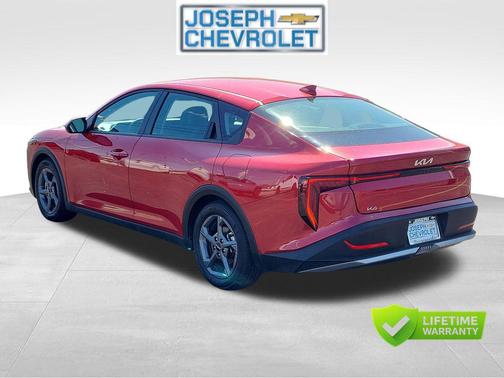 Currant Red 2025 Kia K4 LXS