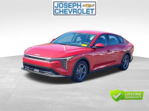 Currant Red 2025 Kia K4 LXS