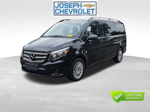 Obsidian Black Metallic 2020 Mercedes-Benz Metris Base