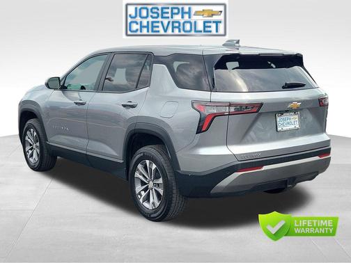 Sterling Gray Metallic 2025 Chevrolet Equinox 1LT