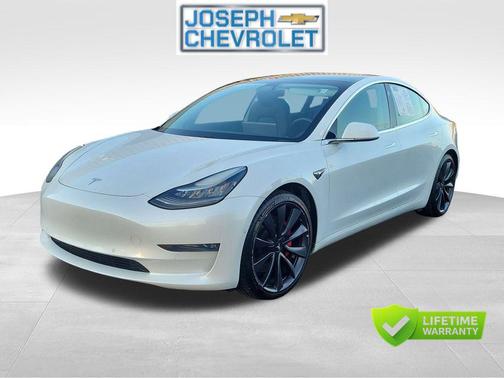 Pearl White Multi-Coat 2020 Tesla Model 3 Performance